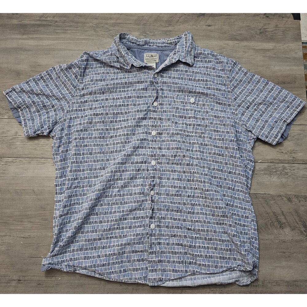 Vintage LL Bean Mens Short Sleeve Button Up Blue Shirt Regular Fit Large